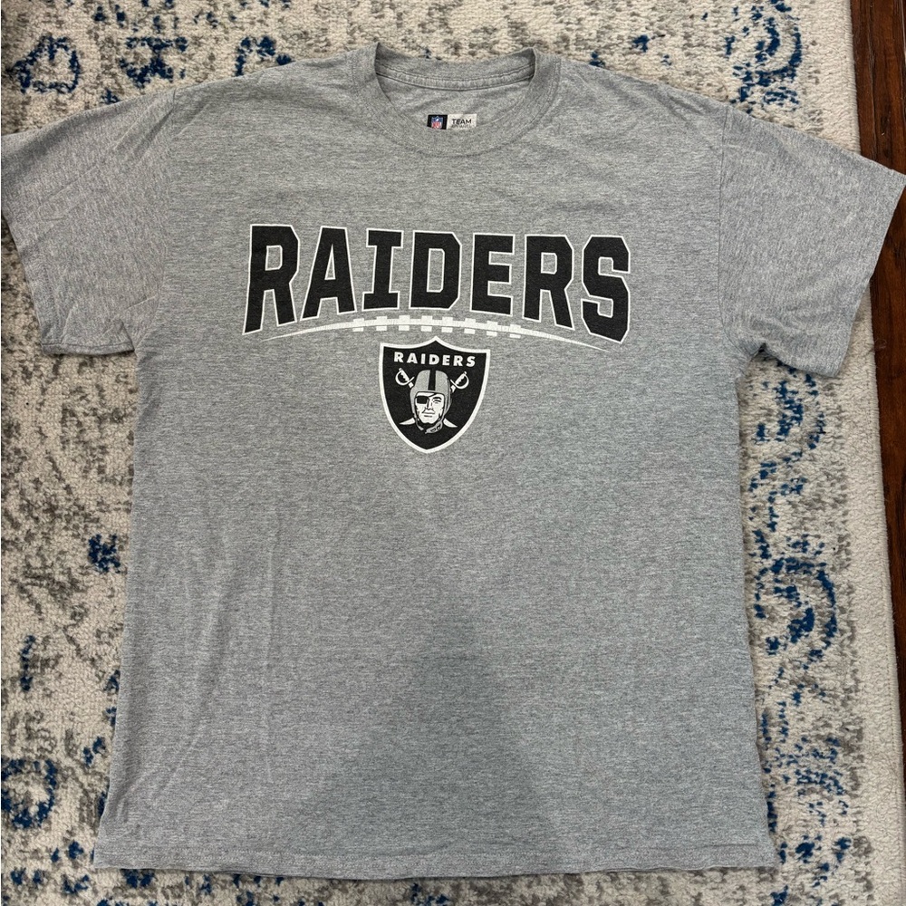 NFL Team Apparel Raiders Gray Shirt